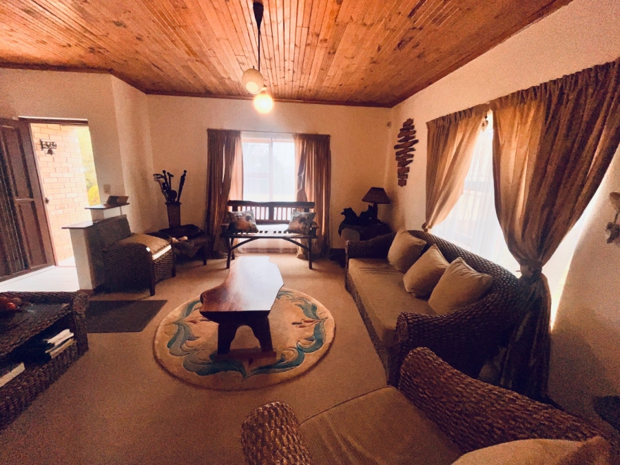 2 Bedroom Property for Sale in Noorsekloof Eastern Cape